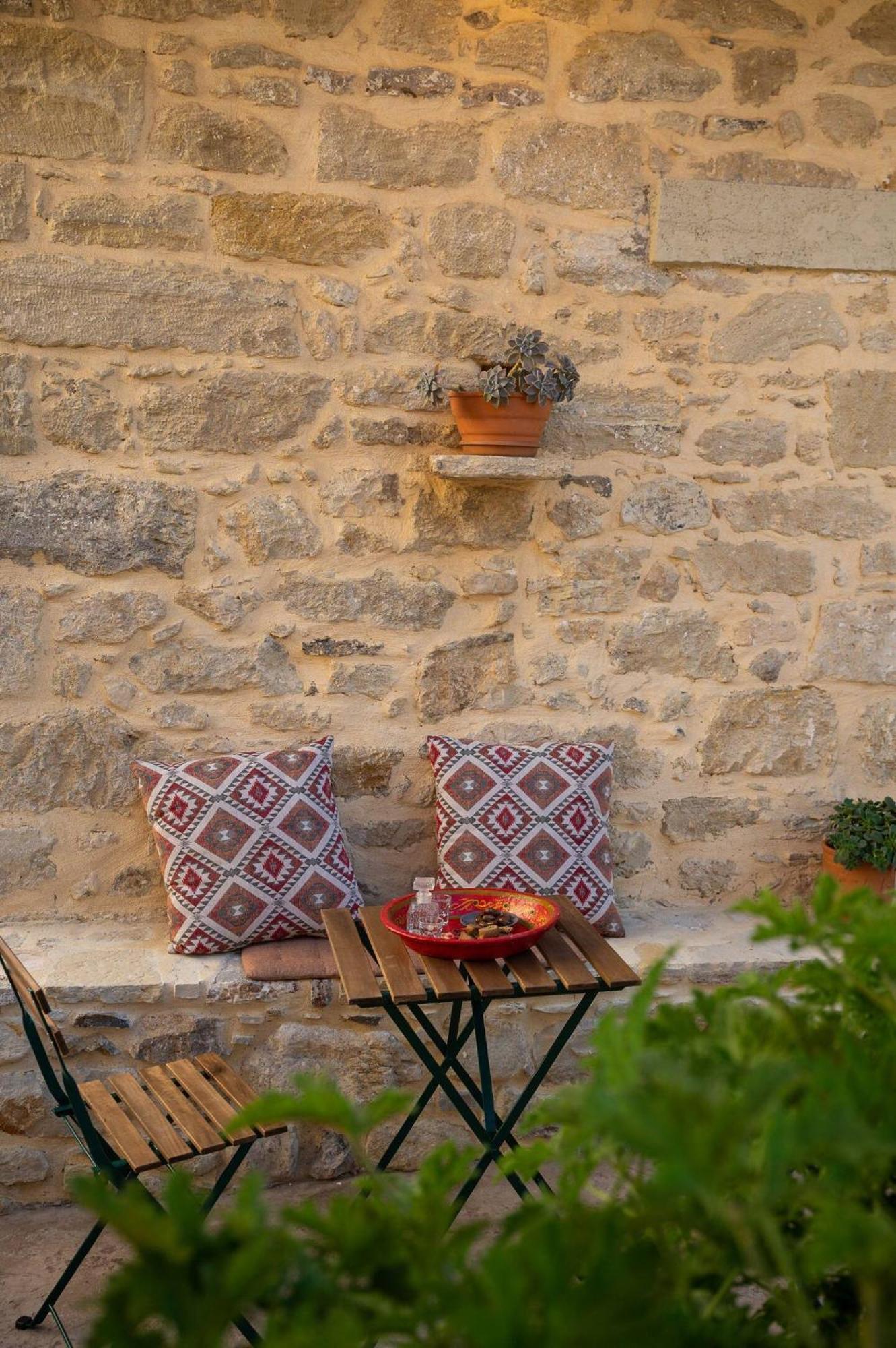 Physis Country House 2 Near Matala Beach & Faistos Kouses Bagian luar foto
